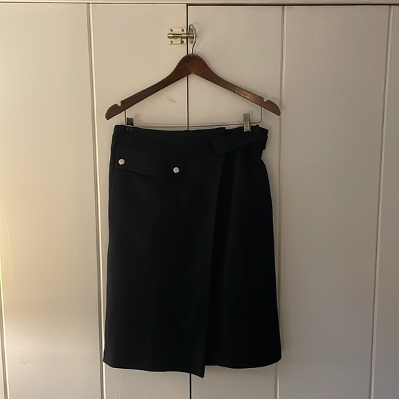 Filippa K wool navy wrap midi skirt. Extra small Swedish designer. - Picture 3 of 10